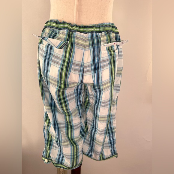 Victoria’s Secret Capri Pajama Pants - Picture 3 of 3